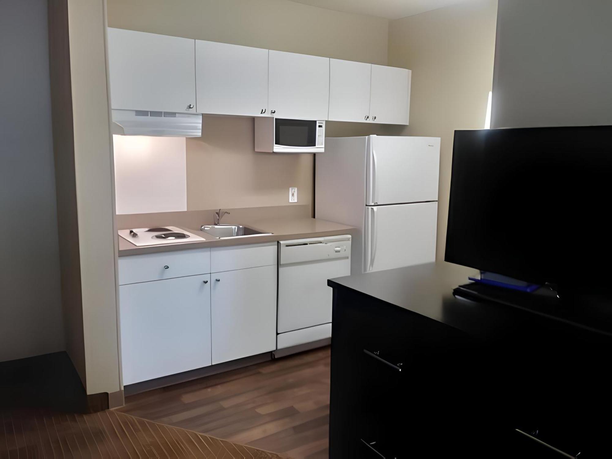 Lonestar Suites Уебстър Екстериор снимка