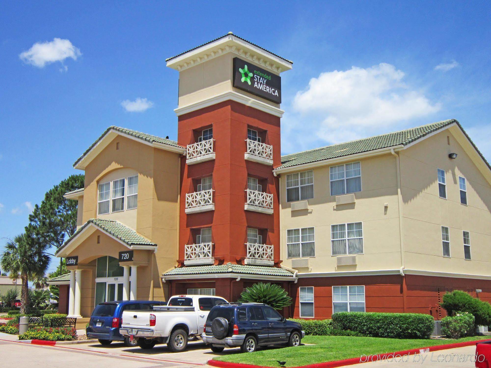 Lonestar Suites Уебстър Екстериор снимка